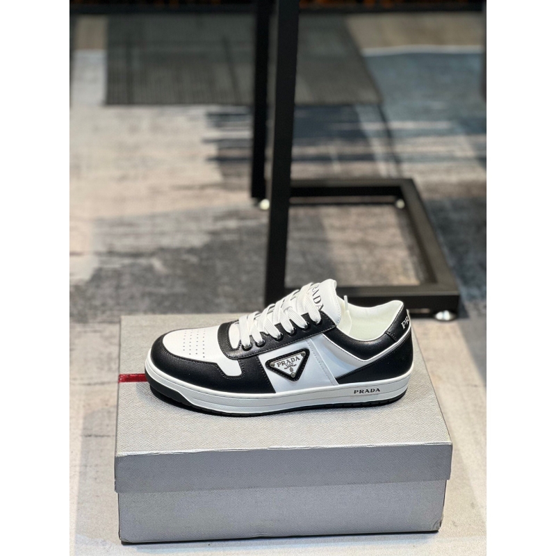 Pra*a sneakers